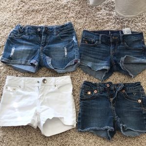 Bundle 4 pairs of Girls Jean shorts. Sz 8/10